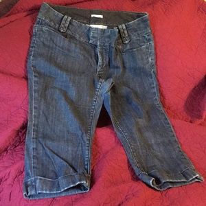 Banana Republic size 14 denim capris.